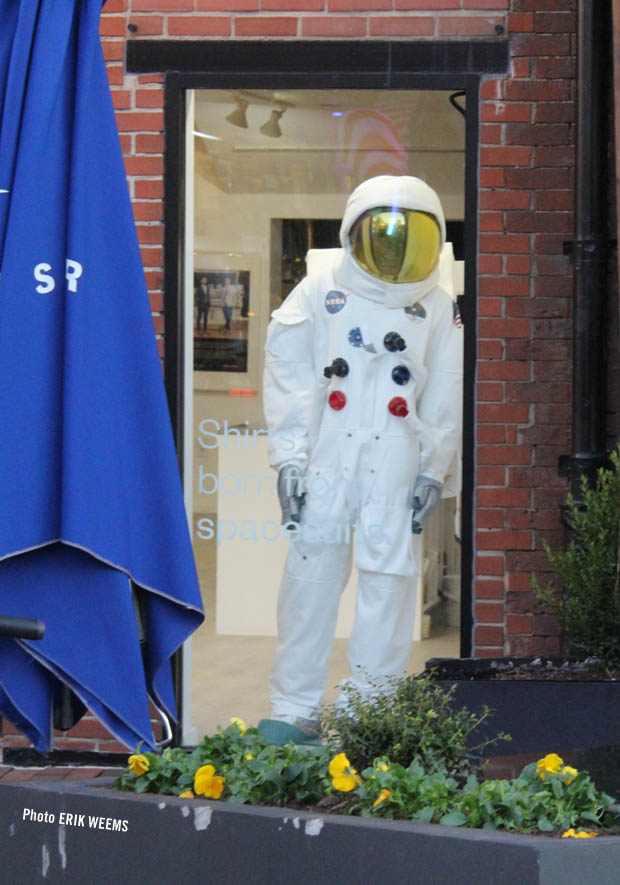 Canal Square Georgetown Astronaut